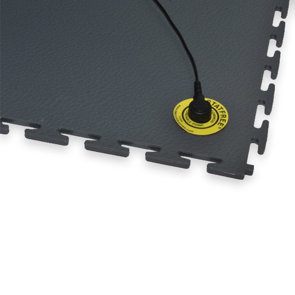 ESD vloer met plug