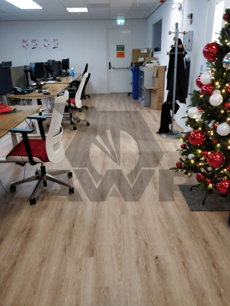 Vinyl vloertegels in houtmotief - antislip tegels en matten